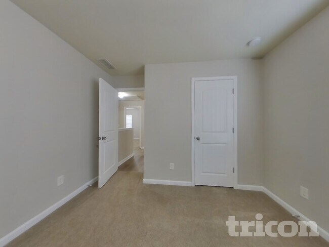 Building Photo - 531 Susie Creek Ln