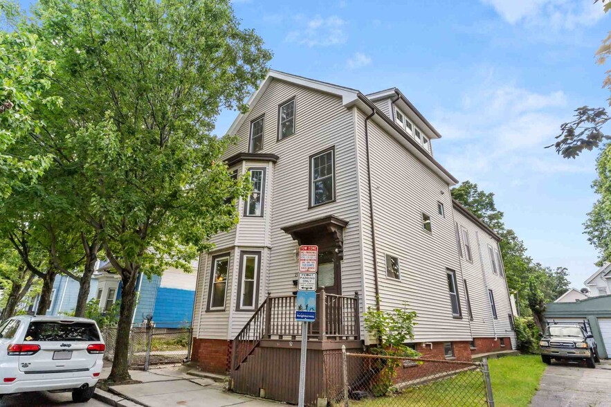 Building Photo - 20 Gilman St