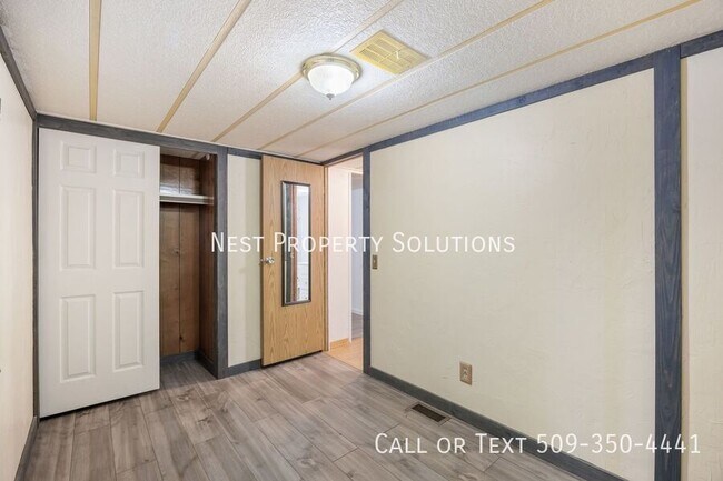 Building Photo - 16388 Rd I NE