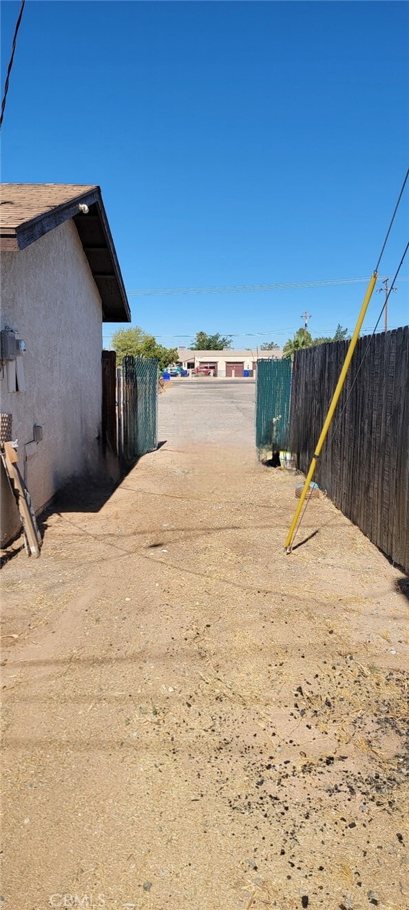 Building Photo - 12757 Kiowa Rd