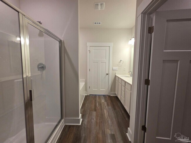 Building Photo - 5839 Sargassum Ln