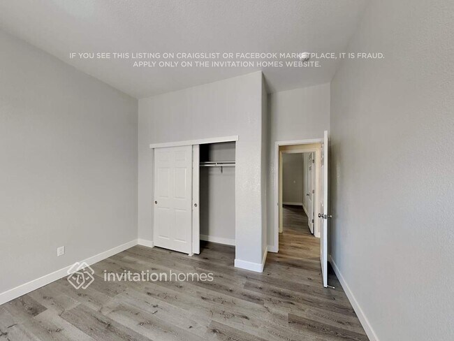 Building Photo - 2030 Butterfield Ln