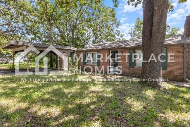 Building Photo - 31641 Highline Dr