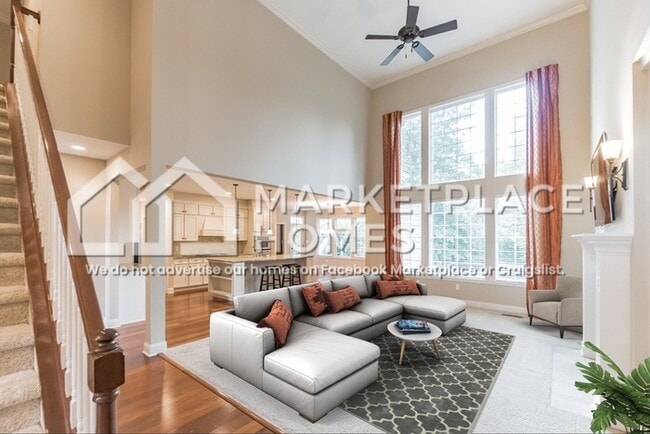 Building Photo - 2572 Milano Dr