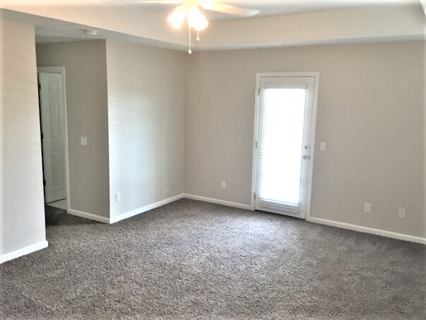 Building Photo - 14 Bushwood Dr