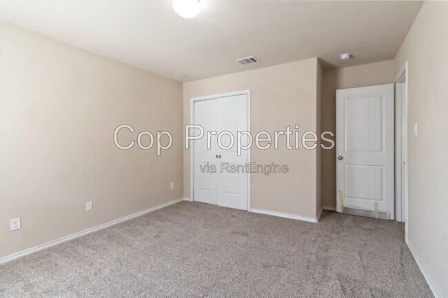 Building Photo - 8430 Terlingua Cv