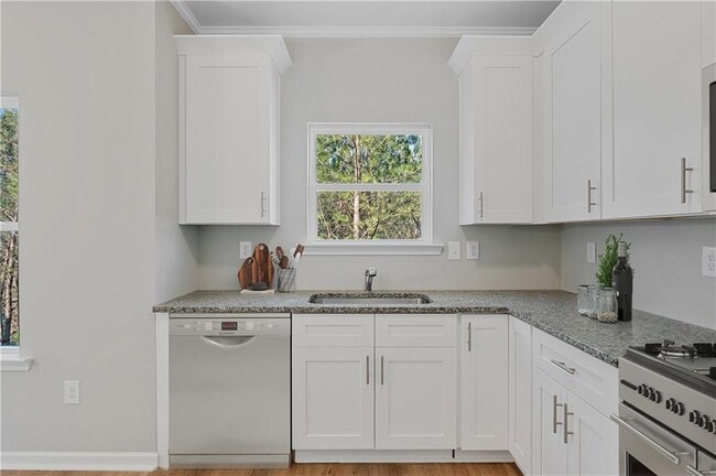 Building Photo - 2832 Laurel Ridge Cir