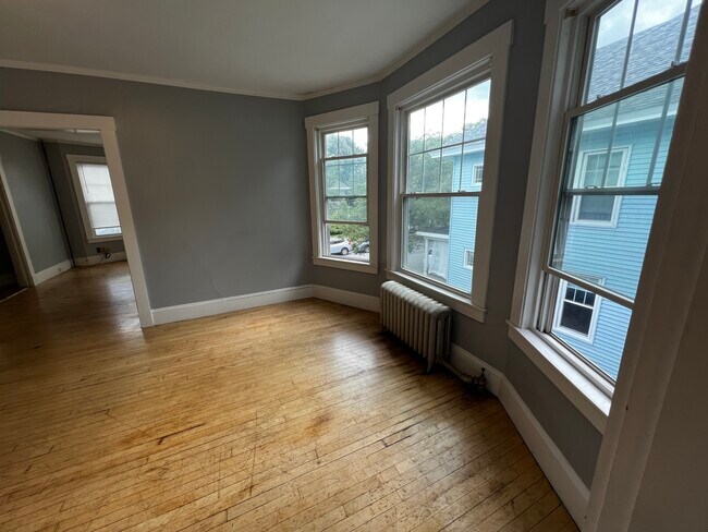 Building Photo - 83 Dartmouth St