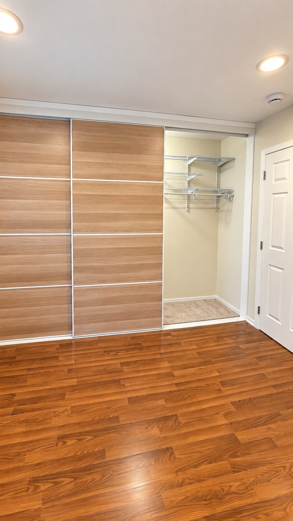 Building Photo - 306 Russet Way