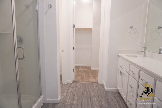 Building Photo - 2939 Limoges Walk