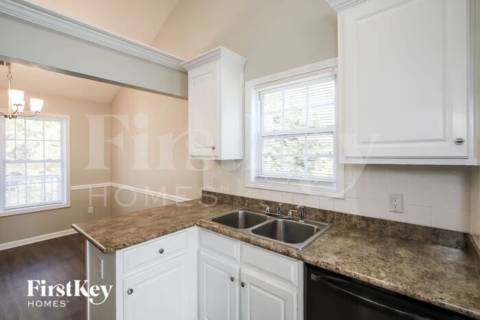 Building Photo - 229 Springbrook Ct