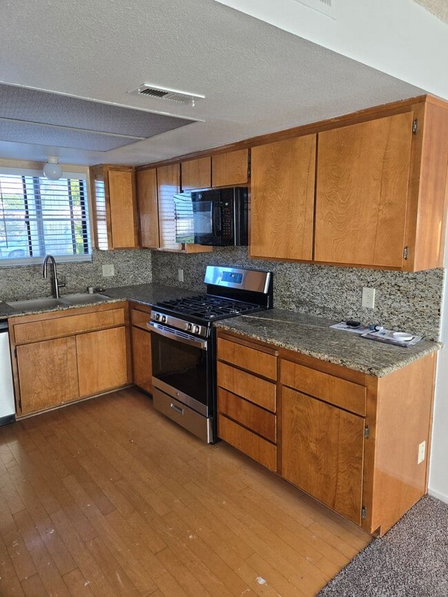 Building Photo - Pismo Beach home in great neighborhood