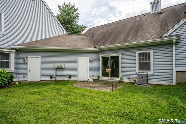 Building Photo - 302 Briarwood Ct