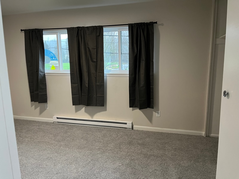 Building Photo - 800 S Thistle St