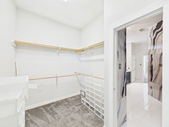 Building Photo - 6206 Canyon Run Ct