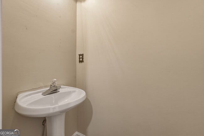 Building Photo - 1242 Vintage Pointe Dr