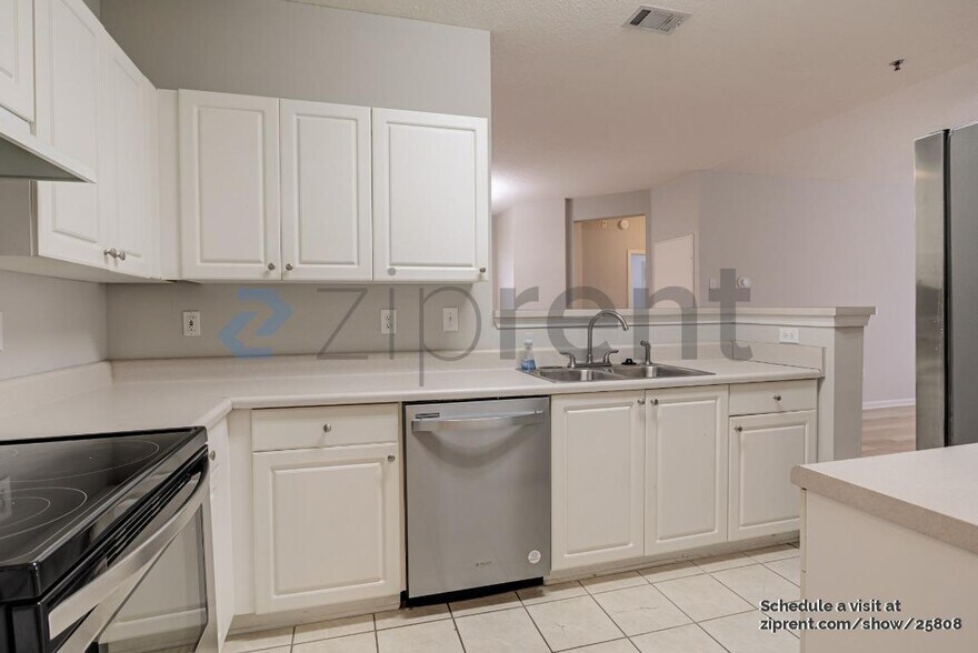 Building Photo - 603 Spring Heights Ln
