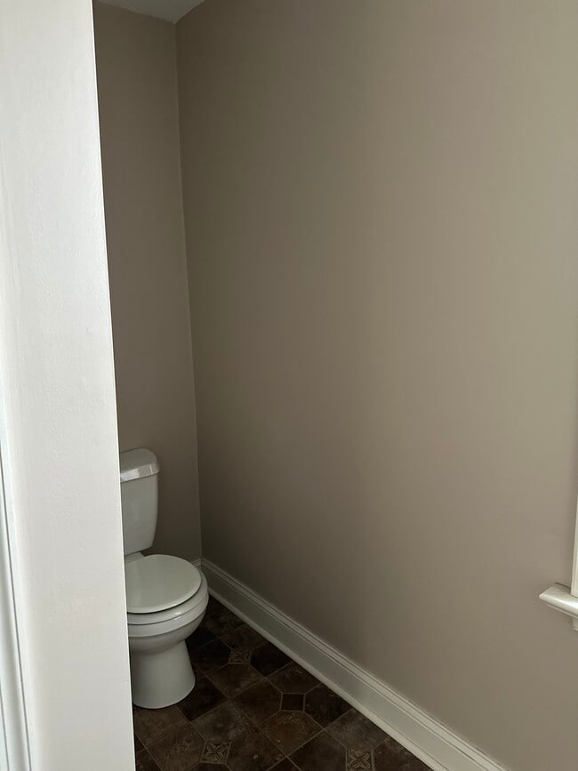 Building Photo - 55 S Broadway