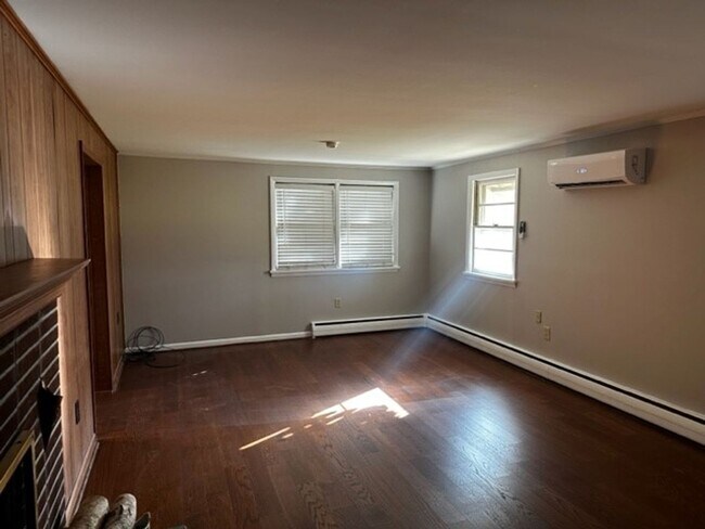 Building Photo - 1225 Caln Meetinghouse Rd