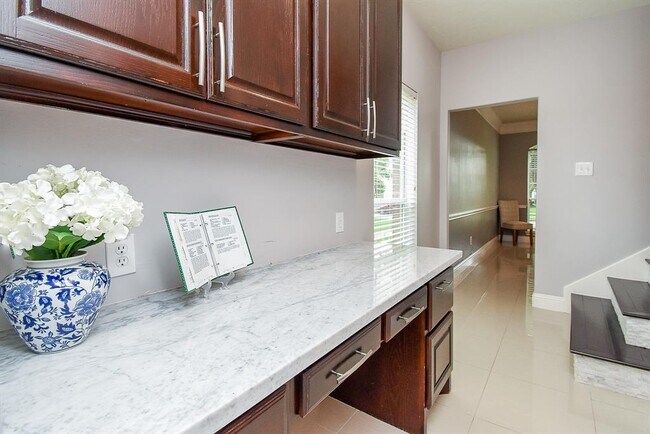 Building Photo - 4134 Starboard Shores Dr