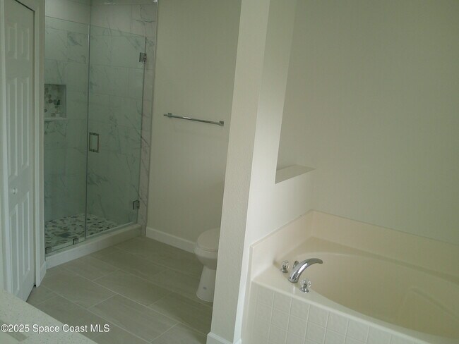 Building Photo - 4049 Wilkes Dr
