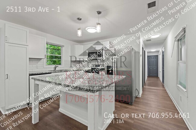 Building Photo - 2511 3rd Ave