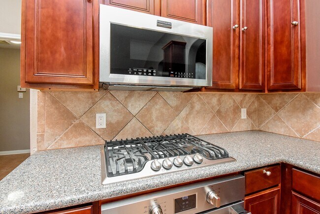 Building Photo - 13007 Northwood Glen Ln
