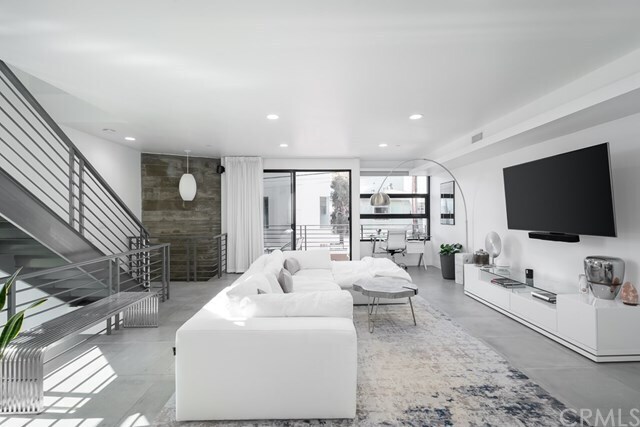 Building Photo - 1418 Innes Pl