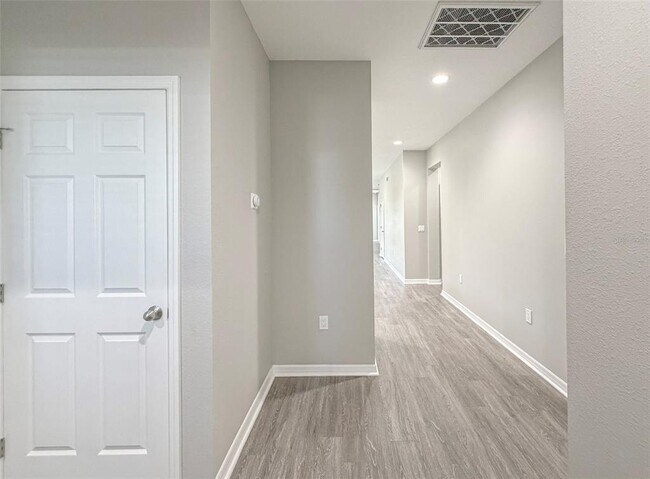 Building Photo - 3376 Cup Dr