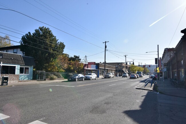 Building Photo - Large studio! Laundry room on site! Coming...