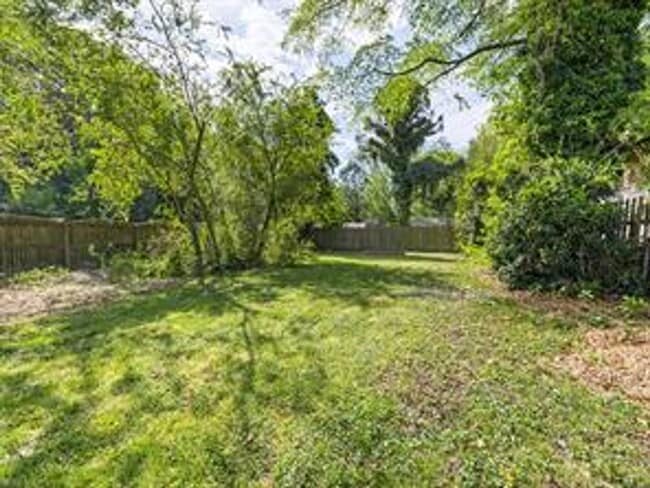 Building Photo - Check out this beautiful Cape Cod in the heart of Bayview!