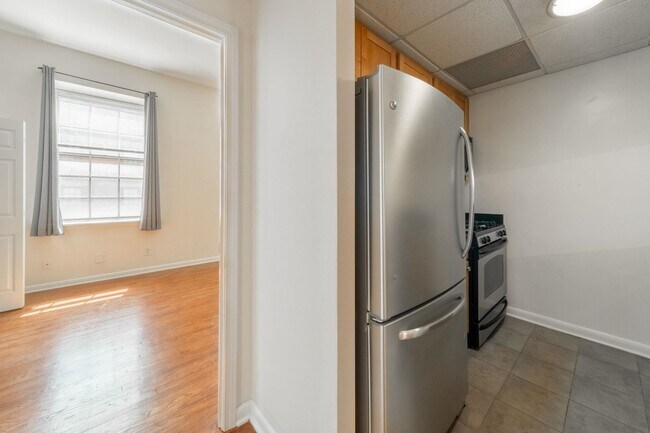 Building Photo - 186 Wayne St