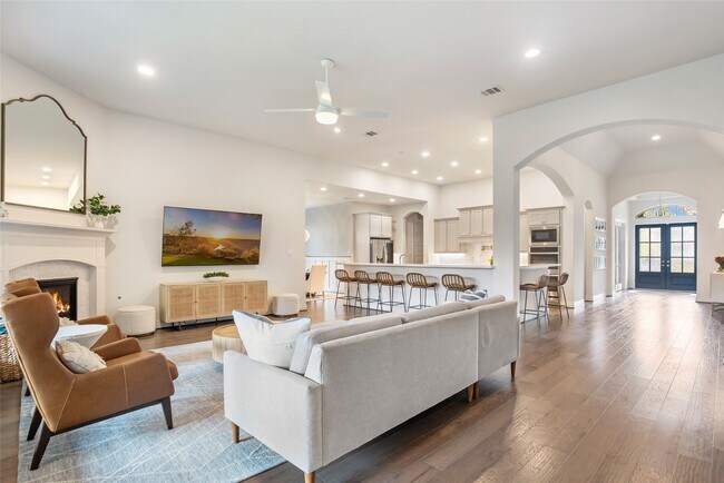 Building Photo - 12310 May Pop Path