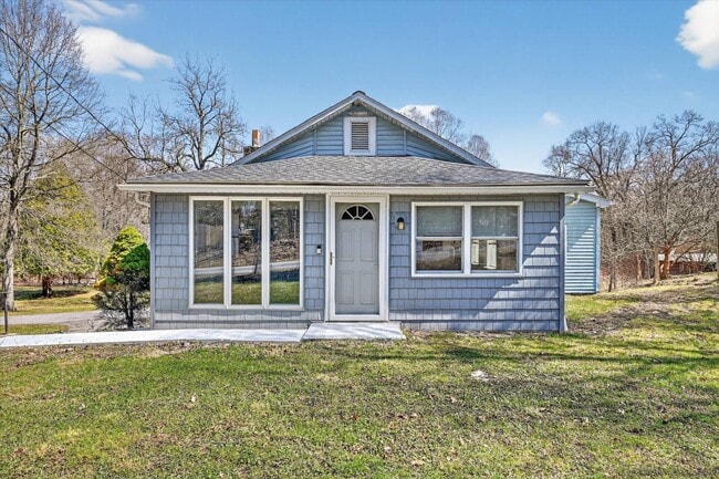 Building Photo - 29 Ridge Rd