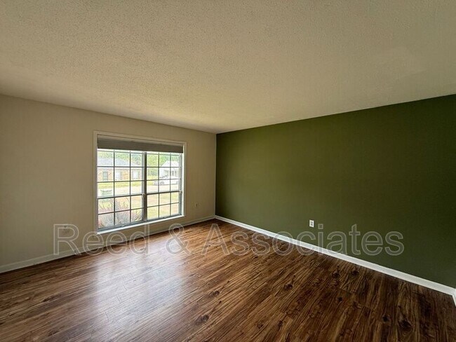 Building Photo - 7179 Pam Dr