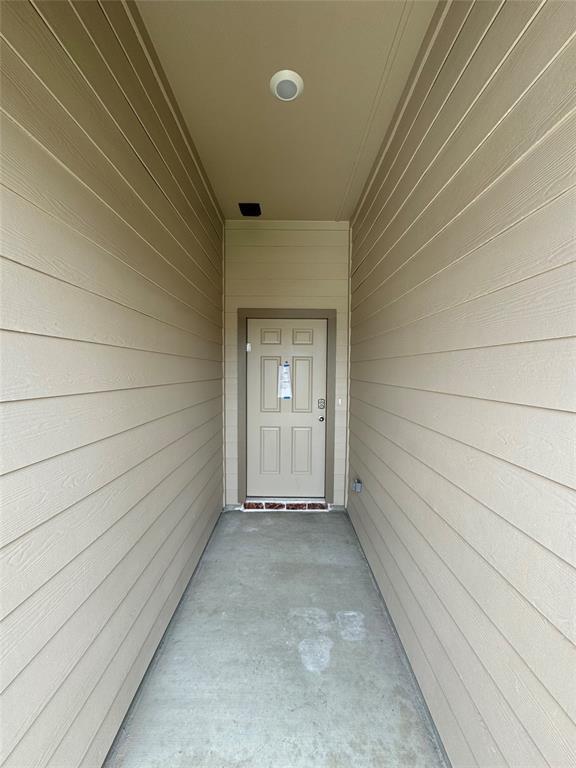 Building Photo - 209 Blanco Dr