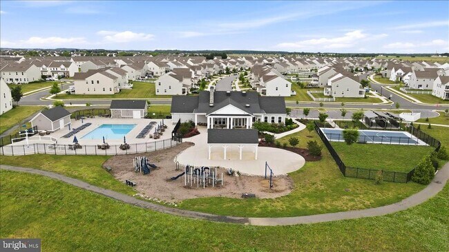 Building Photo - 712 Wallasey Dr