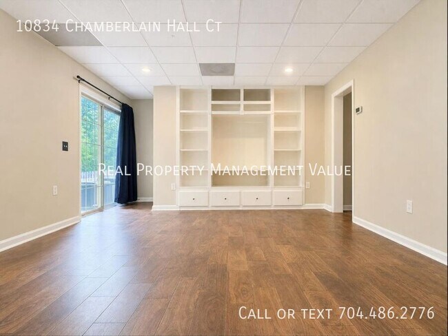 Building Photo - 10834 Chamberlain Hall Ct