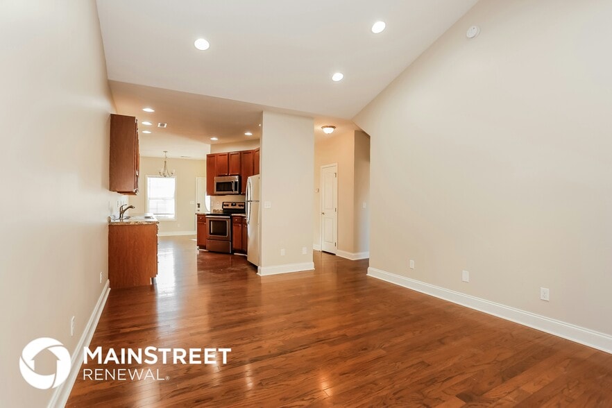 Building Photo - 7013 Edon Hall Way