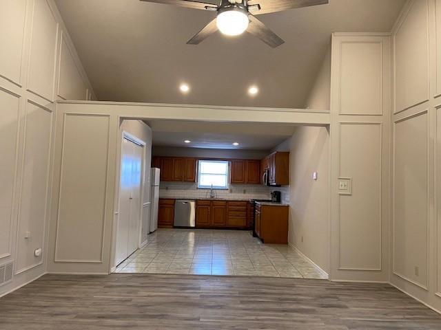 Building Photo - 2303 Markland St