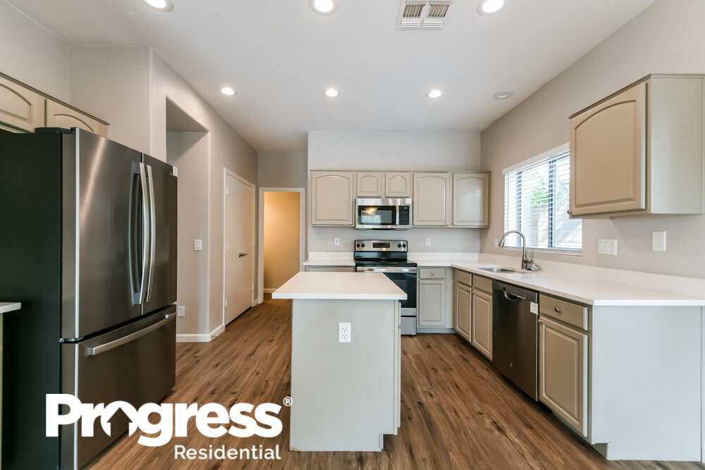 Building Photo - 40915 N Barnum Way