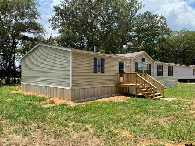 Building Photo - 22944 Shell Shore Dr