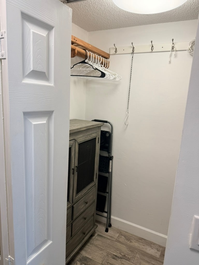 Closet second Br - 104 Surfview Dr
