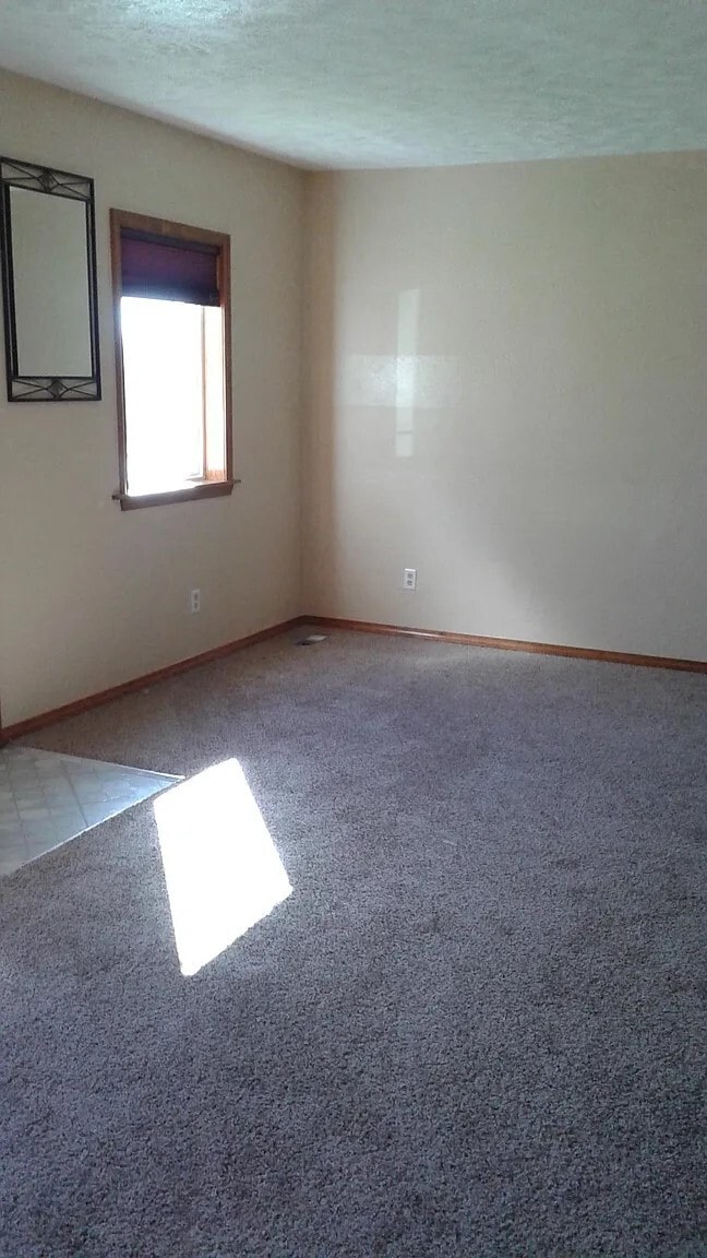 Building Photo - 3217 N Smith