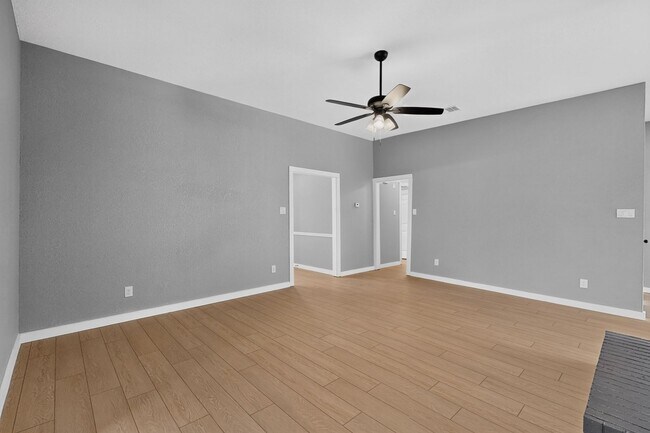 Building Photo - 3510 Amber Ave
