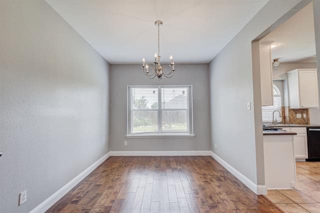 Building Photo - 6107 Lakecrest Dr