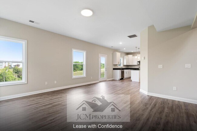 Building Photo - 916 Camden Ct