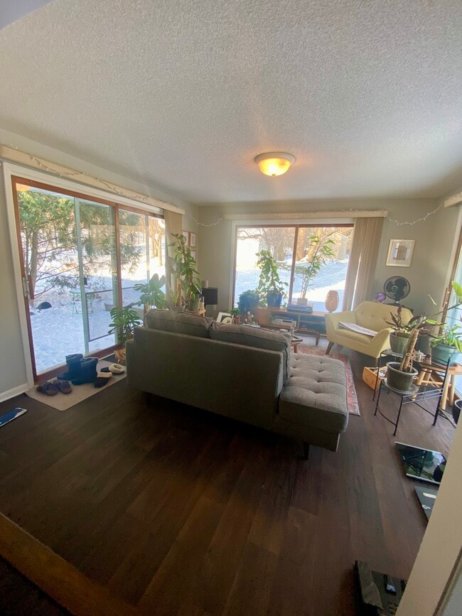 Building Photo - 5660 Wood Duck Cir