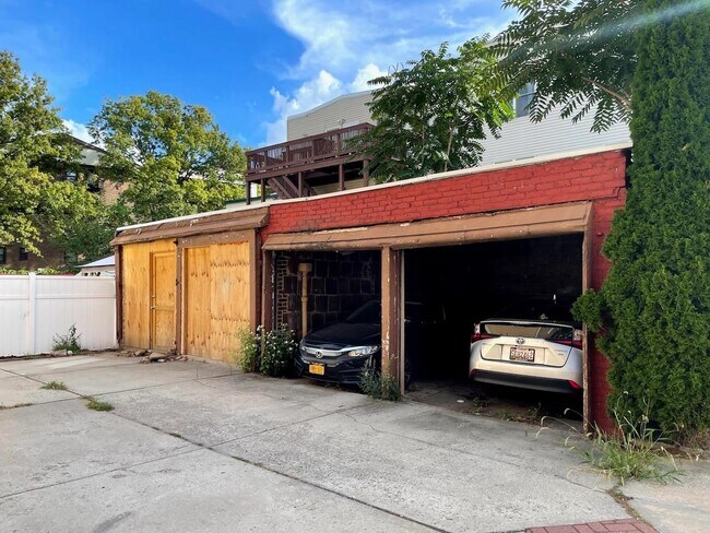 Building Photo - 41 Washburn St