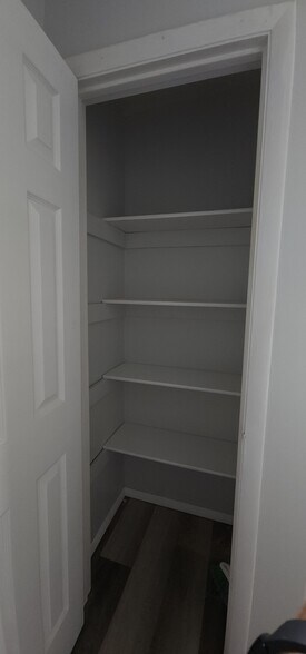 Building Photo - 510 S Clayton St